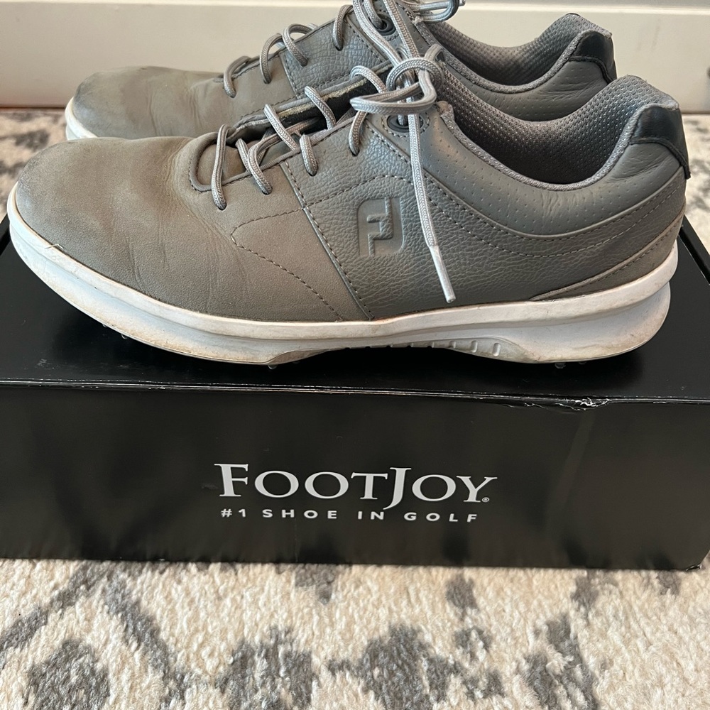 FootJoy men’s contour series golf shoes